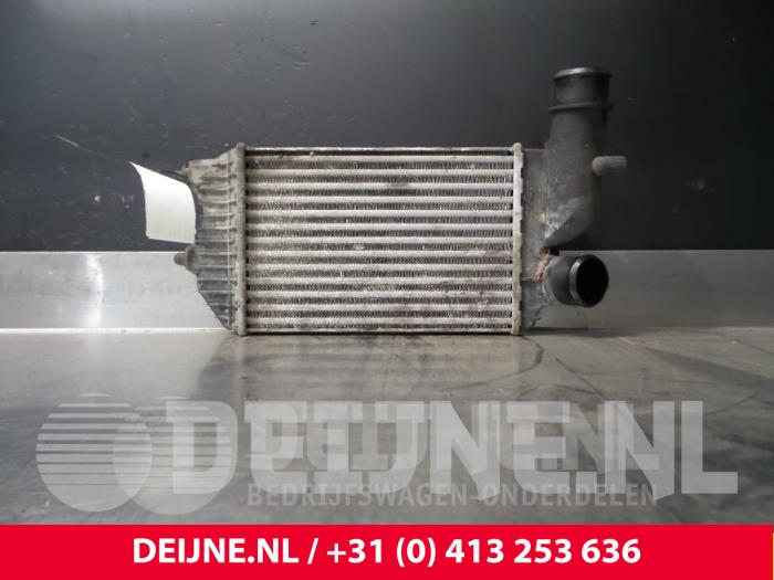 Intercooler d'un Peugeot Boxer 2000