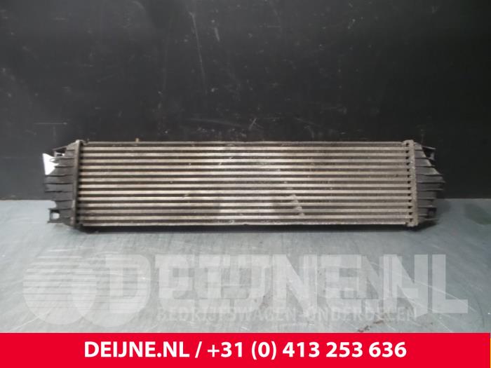 Usados Intercooler Renault Master Precio € 24,20 IVA incluido ofrecido por van Deijne Onderdelen Uden B.V.