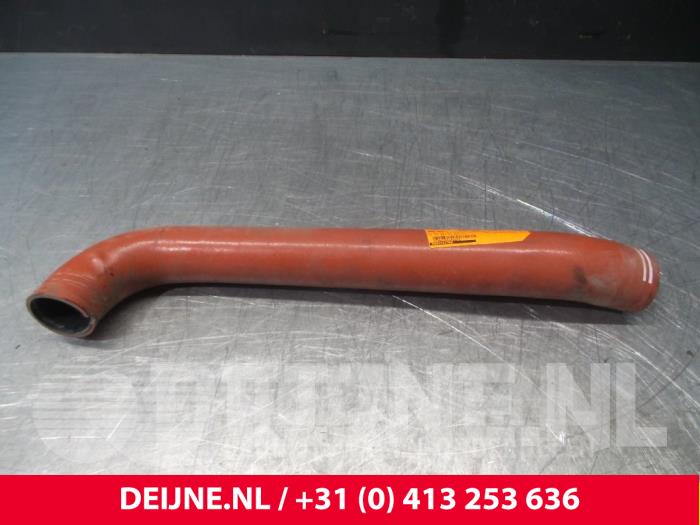 Gebrauchte Intercooler Schlauch Iveco New Daily Preis € 48,40 Mit Mehrwertsteuer angeboten von van Deijne Onderdelen Uden B.V.