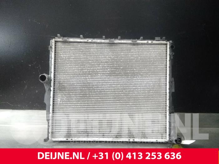 Begagnade Kylare BMW X3 Pris € 50,00 Marginaltabell erbjuds av van Deijne Onderdelen Uden B.V.