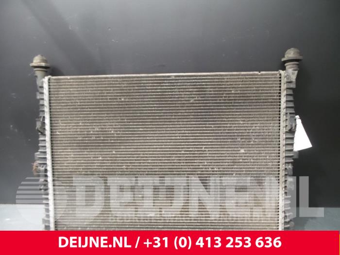 Usagé Radiateur Ford Transit Prix € 90,75 Prix TTC proposé par van Deijne Onderdelen Uden B.V.