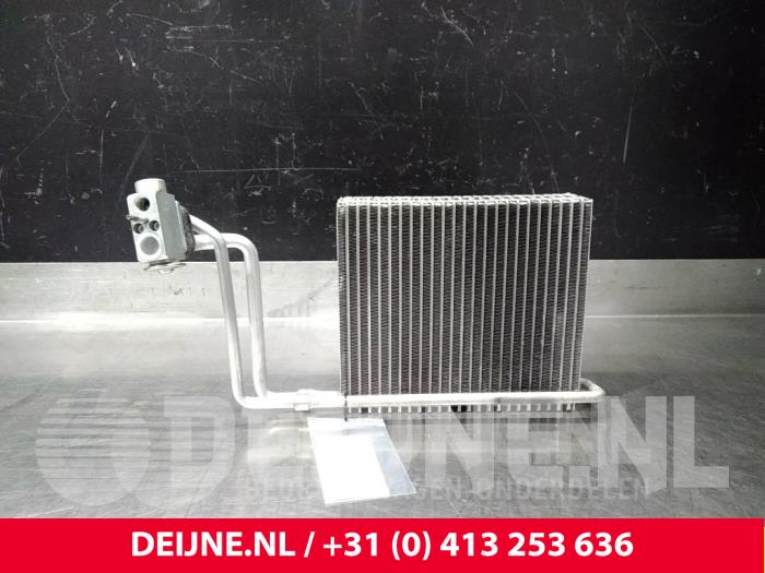 Begagnade AC-radiator Mercedes Vito Pris € 36,30 Inklusive moms erbjuds av van Deijne Onderdelen Uden B.V.