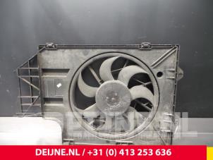 Usagé Boîtier ventilateur Volkswagen Transporter Prix sur demande proposé par van Deijne Onderdelen Uden B.V.