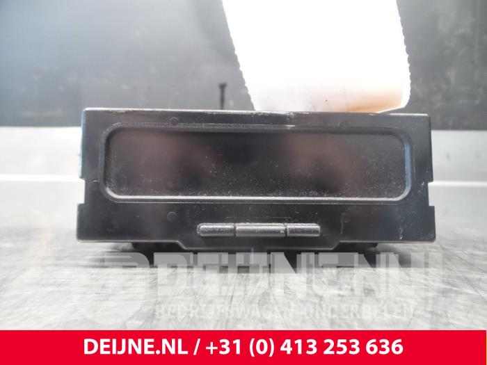 Used On-board computer Peugeot Boxer Price € 36,30 Inclusive VAT offered by van Deijne Onderdelen Uden B.V.