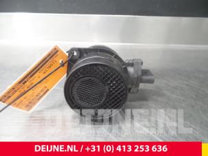 Usados Medidor de flujo de aire Volkswagen Passat Precio de solicitud ofrecido por van Deijne Onderdelen Uden B.V.