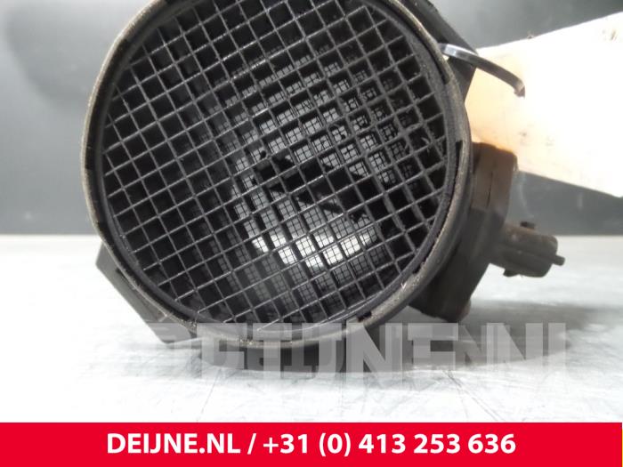 Usagé Débitmètre Saab 9-3 Prix € 40,00 Règlement à la marge proposé par van Deijne Onderdelen Uden B.V.