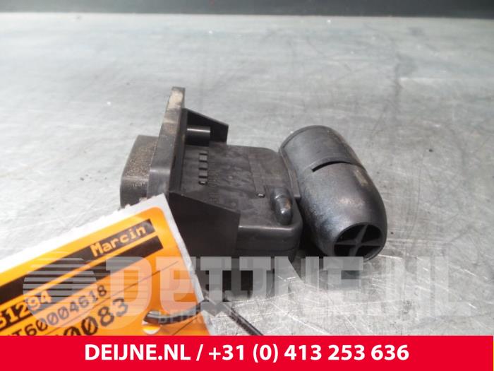 Gebrauchte Luftmengenmesser Toyota HiAce II Preis € 36,30 Mit Mehrwertsteuer angeboten von van Deijne Onderdelen Uden B.V.