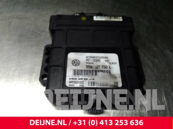 Used Automatic gearbox computer Volkswagen Transporter Price € 84,70 Inclusive VAT offered by van Deijne Onderdelen Uden B.V.