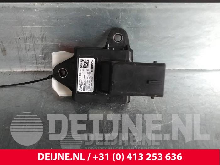 Used Computer, miscellaneous Peugeot 308 SW (L4/L9/LC/LJ/LR) 1.6 BlueHDi 120 Price € 50,00 Margin scheme offered by van Deijne Onderdelen Uden B.V.