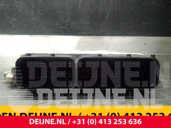 Used Engine management computer Opel Combo 1.6 CDTI 16V Price € 211,75 Inclusive VAT offered by van Deijne Onderdelen Uden B.V.