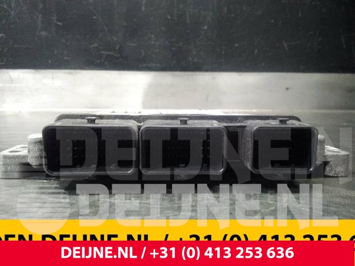 Used Engine management computer Nissan NV200 Price € 151,25 Inclusive VAT offered by van Deijne Onderdelen Uden B.V.
