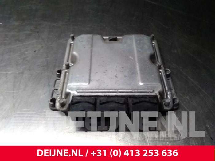 Used Engine management computer Renault Master Price € 181,50 Inclusive VAT offered by van Deijne Onderdelen Uden B.V.