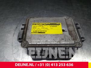 Używane Komputer sterowania silnika Renault Master Cena € 242,00 Z VAT oferowane przez van Deijne Onderdelen Uden B.V.
