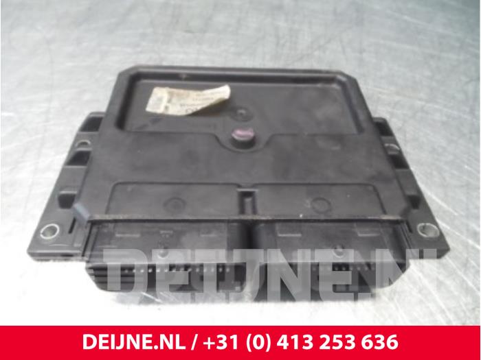 Used Engine management computer Renault Kangoo Price € 181,50 Inclusive VAT offered by van Deijne Onderdelen Uden B.V.