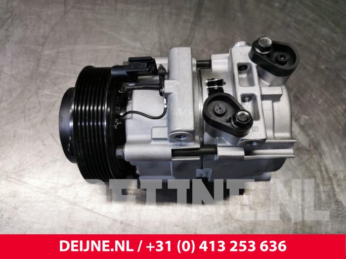 Neue Klimapumpe Hyundai H-300 2.5 CRDi Preis € 157,30 Mit Mehrwertsteuer angeboten von van Deijne Onderdelen Uden B.V.