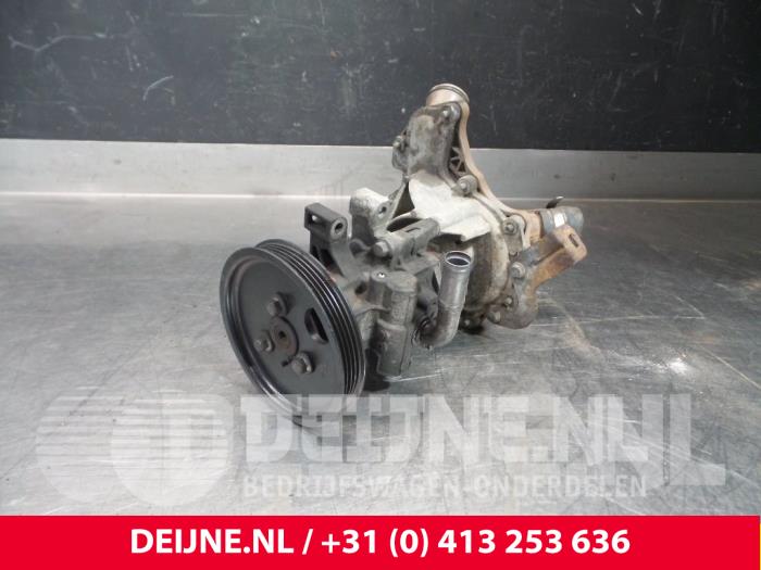 Begagnade Vattenpump Fiat Ducato Pris € 96,80 Inklusive moms erbjuds av van Deijne Onderdelen Uden B.V.