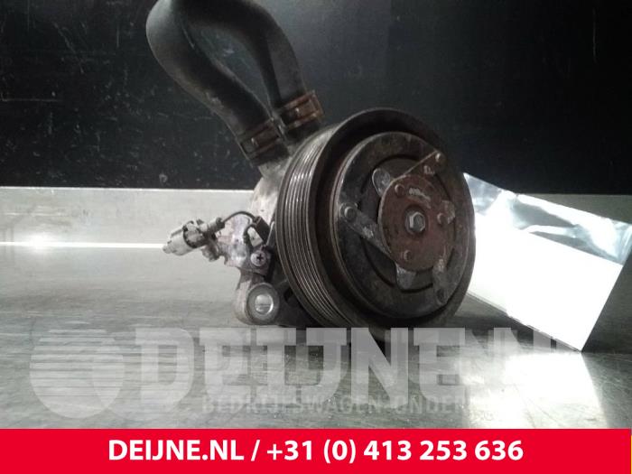 Begagnade Vattenpump Toyota HiAce II 2.5 D4-D 117 Pris € 90,75 Inklusive moms erbjuds av van Deijne Onderdelen Uden B.V.