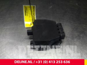 Used Vacuum relay Volkswagen Caddy Price € 18,15 Inclusive VAT offered by van Deijne Onderdelen Uden B.V.