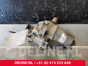 Używane Silnik wycieraczek przednich Renault Laguna Cena € 35,00 Procedura marży oferowane przez van Deijne Onderdelen Uden B.V.