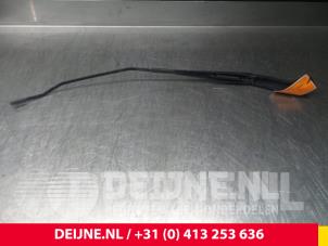 Used Front wiper arm Citroen Jumpy (G9) 2.0 HDI 120 16V Price € 12,10 Inclusive VAT offered by van Deijne Onderdelen Uden B.V.