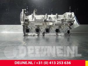 Usagé Culasse Fiat Doblo Prix € 242,00 Prix TTC proposé par van Deijne Onderdelen Uden B.V.