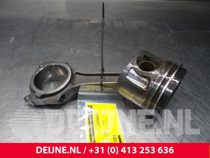 Begagnade Kolv Citroen Jumper Pris € 60,50 Inklusive moms erbjuds av van Deijne Onderdelen Uden B.V.