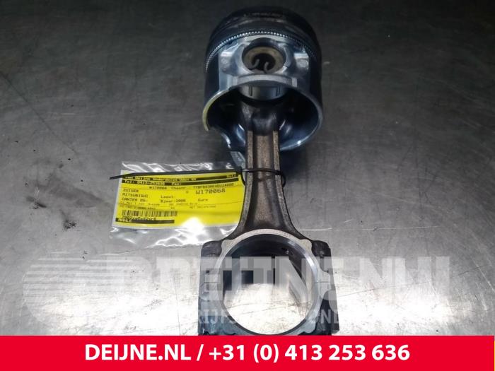 Usados Pistón Mitsubishi Canter 3.0 Di-D 16V 35 Precio € 151,25 IVA incluido ofrecido por van Deijne Onderdelen Uden B.V.