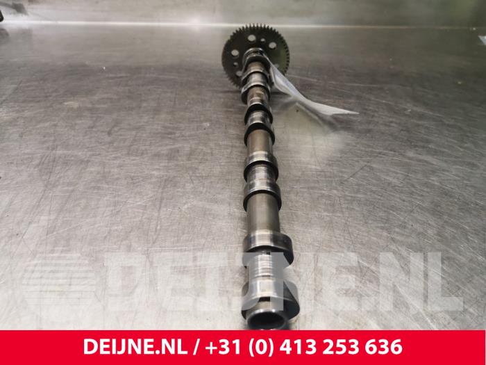 Camshaft from a BMW X3 2006