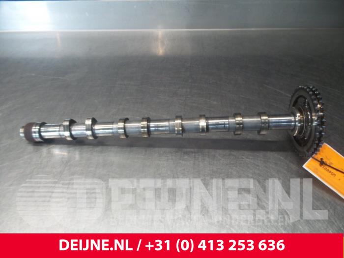 Nockenwelle van een Ford Transit 2005