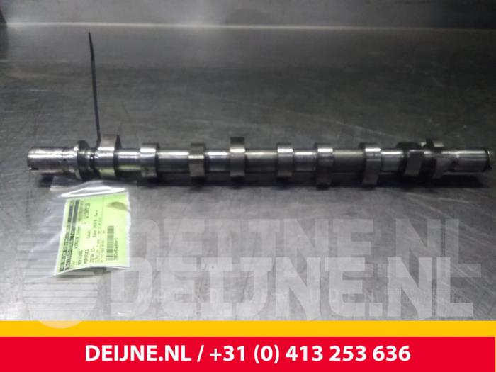 Begagnade Kamaxel Mercedes Citan (415.6) 1.5 109 CDI Pris € 108,90 Inklusive moms erbjuds av van Deijne Onderdelen Uden B.V.