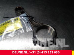 Używane Korbowód Audi A7 Sportback (4GA/4GF) 3.0 TDI V6 24V Quattro Cena € 80,00 Procedura marży oferowane przez van Deijne Onderdelen Uden B.V.