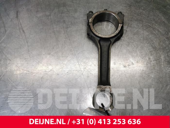 Usados Biela Ford Transit Precio € 96,80 IVA incluido ofrecido por van Deijne Onderdelen Uden B.V.
