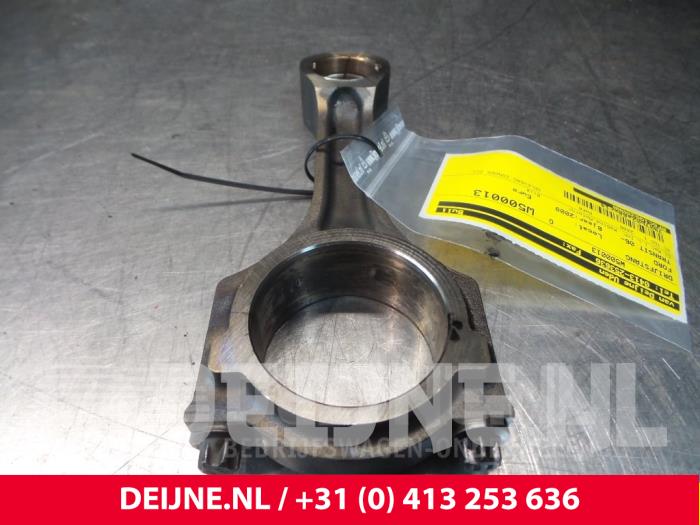 Usados Biela Ford Transit Precio € 96,80 IVA incluido ofrecido por van Deijne Onderdelen Uden B.V.