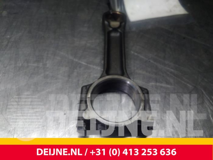 Vevstake från en Mercedes-Benz Citan (415.6) 1.5 109 CDI 2014