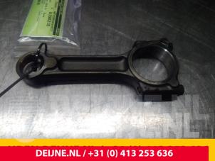 Vevstake från en Mercedes-Benz Citan (415.6) 1.5 109 CDI 2014
