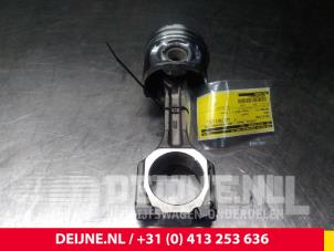 Used Connecting rod Opel Antara (LA6) 2.0 CDTI 16V 4x2 Price € 130,00 Margin scheme offered by van Deijne Onderdelen Uden B.V.