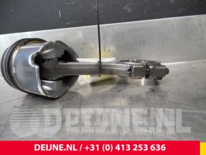 Gebrauchte Pleuelstange Opel Movano Preis € 60,50 Mit Mehrwertsteuer angeboten von van Deijne Onderdelen Uden B.V.