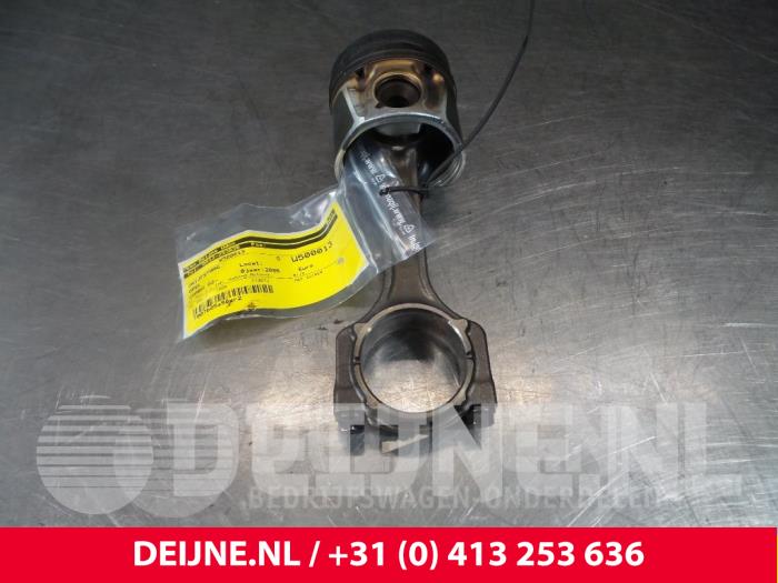 Begagnade Vevstake Opel Combo Pris € 90,75 Inklusive moms erbjuds av van Deijne Onderdelen Uden B.V.