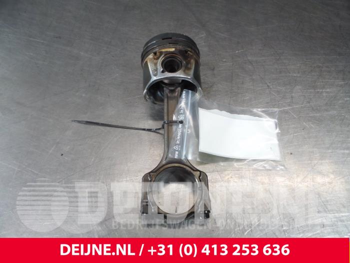 Begagnade Vevstake Opel Combo Pris € 90,75 Inklusive moms erbjuds av van Deijne Onderdelen Uden B.V.