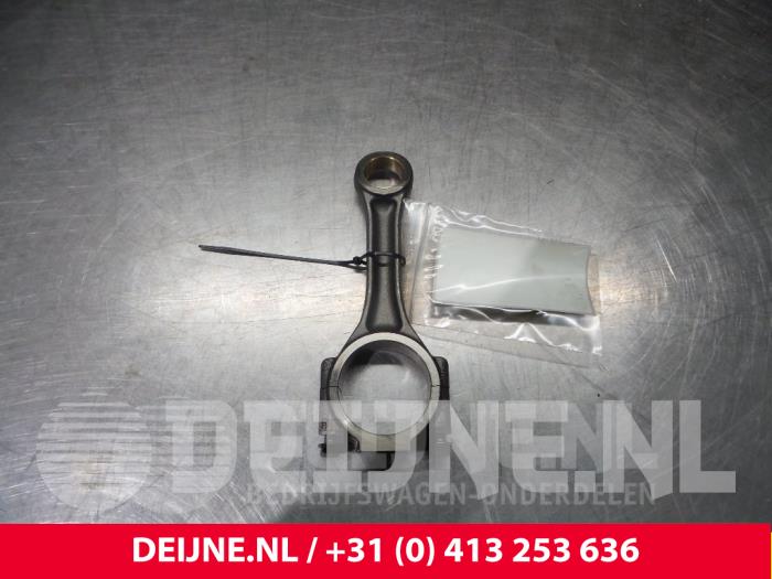 Usados Biela Volkswagen Crafter Precio € 121,00 IVA incluido ofrecido por van Deijne Onderdelen Uden B.V.