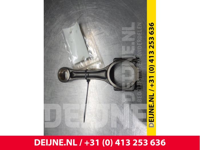 Usados Biela Volkswagen Crafter Precio € 121,00 IVA incluido ofrecido por van Deijne Onderdelen Uden B.V.