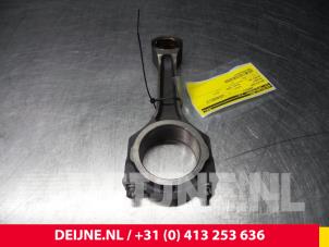 Used Connecting rod Peugeot Boxer Price € 84,70 Inclusive VAT offered by van Deijne Onderdelen Uden B.V.