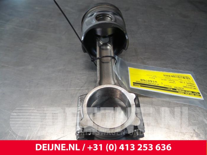 Używane Korbowód Renault Kangoo Express (FW) 1.5 dCi 110 Cena € 48,40 Z VAT oferowane przez van Deijne Onderdelen Uden B.V.
