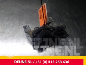 Usagé Robinet d' arrêt gaz d' échappement Mercedes Vito (447.6) 1.6 111 CDI 16V Prix € 48,40 Prix TTC proposé par van Deijne Onderdelen Uden B.V.