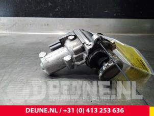 Used EGR valve Volkswagen Transporter Price € 90,75 Inclusive VAT offered by van Deijne Onderdelen Uden B.V.