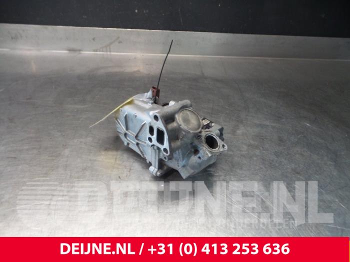 Używane Zawór EGR Fiat Doblo Cena € 36,30 Z VAT oferowane przez van Deijne Onderdelen Uden B.V.