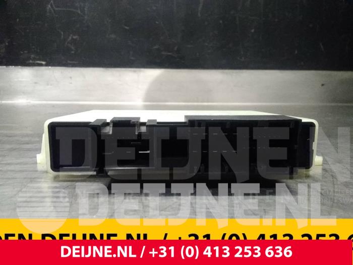 Usagé Module RGE Mercedes Sprinter 3,5t (907.6/910.6) 311 CDI 2.1 D FWD Prix € 24,20 Prix TTC proposé par van Deijne Onderdelen Uden B.V.