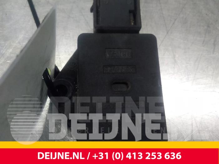 Begagnade Oljenivåsensor Citroen Jumper (U9) 3.0 HDi 160 Euro 4 Pris € 30,25 Inklusive moms erbjuds av van Deijne Onderdelen Uden B.V.