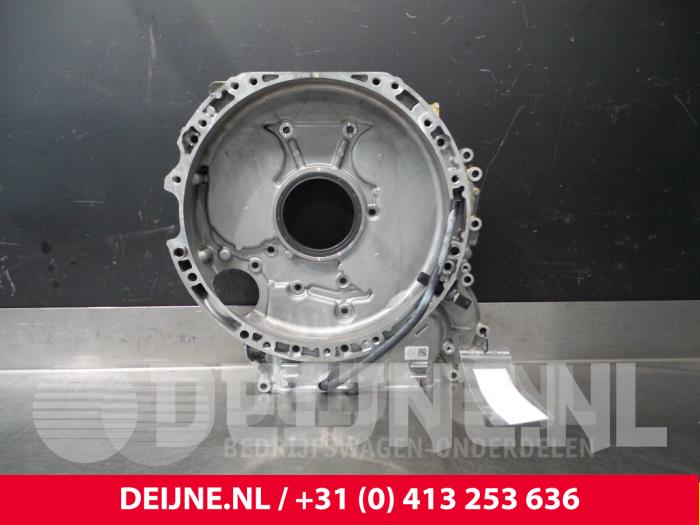 Usagé Couvercle de distribution Mercedes Vito Prix € 108,90 Prix TTC proposé par van Deijne Onderdelen Uden B.V.