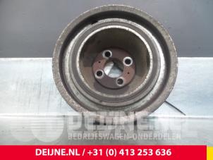 Used Crankshaft pulley Iveco Daily Price on request offered by van Deijne Onderdelen Uden B.V.